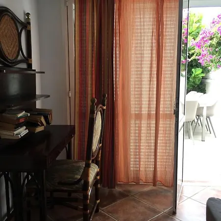 Parque Santiago 1 Luxury بيت للعطل